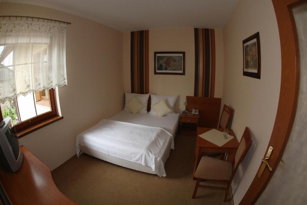 Aparthotel Przystan Nad Sola Bielany Esterno foto
